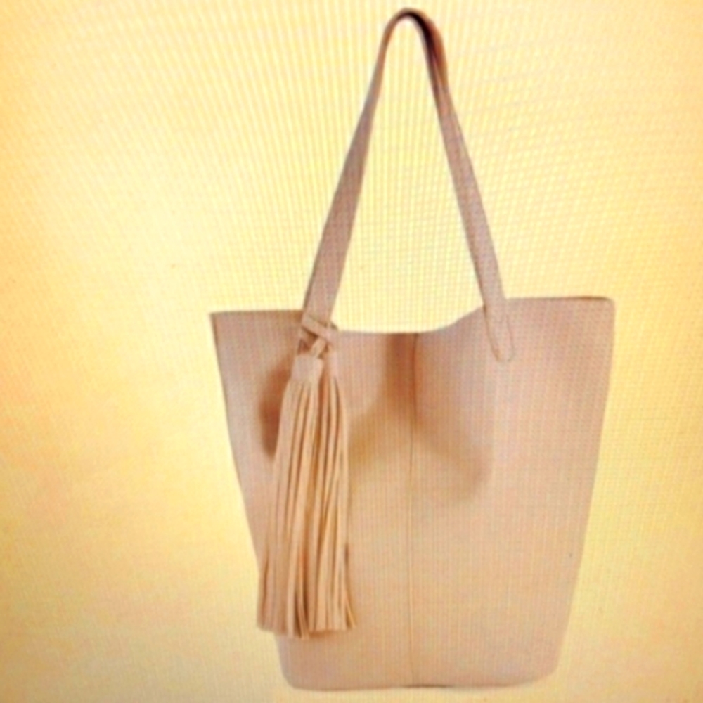Shiraleah Lee Tote w/ Tassel - Blush